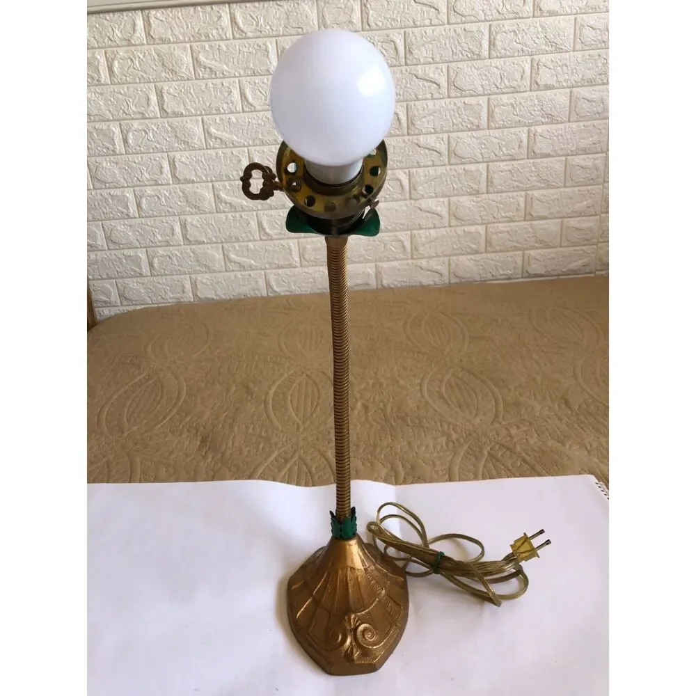 Vtg Faries D950 Industrial Desk Table Lamp Cast Iron Fan Shell Base Art Deco